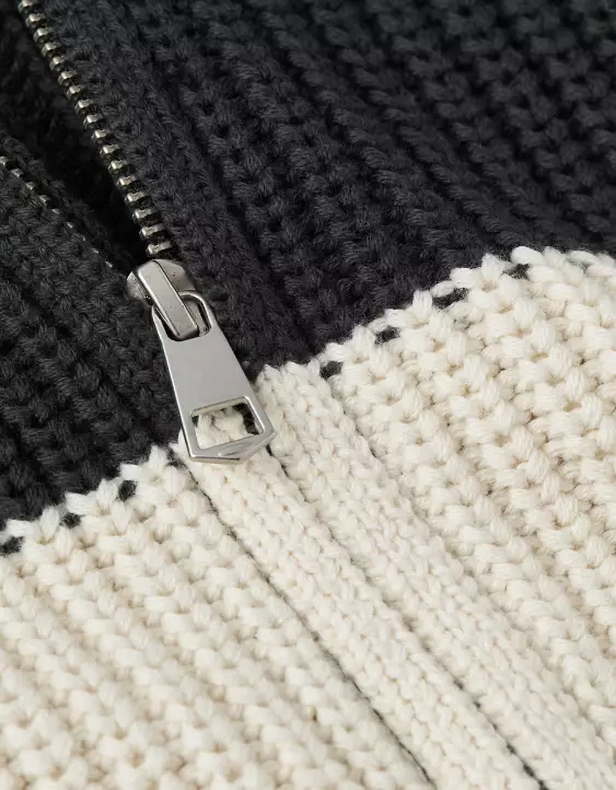 AE Half-Zip Pullover Sweater - Image 7