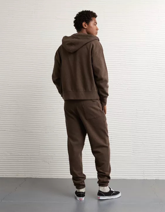 AE Laidback Luxe Heavyweight Sweatpant - Image 2