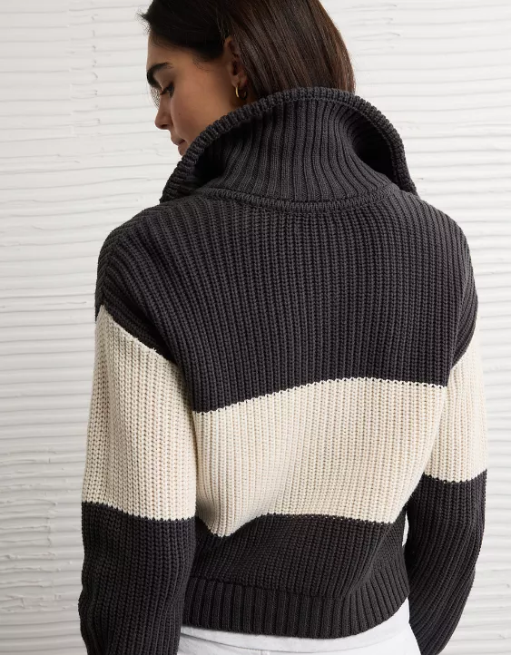 AE Half-Zip Pullover Sweater - Image 3