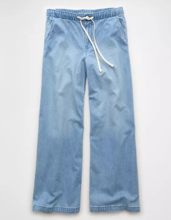 AE Stretch Low-Rise Ultra Wide-Leg Pull-On Jean - Image 3