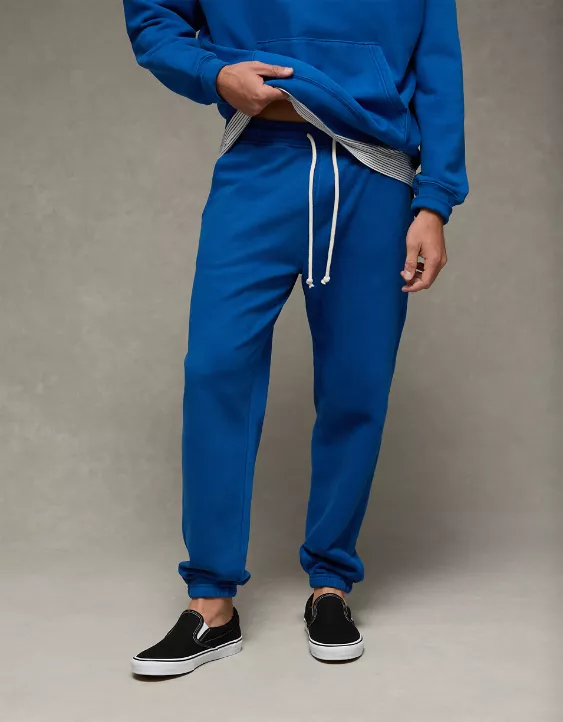 AE Laidback Luxe Heavyweight Sweatpant - Image 5