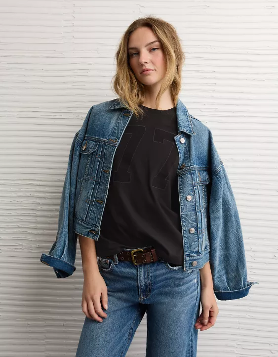 AE Everyday Graphic T-Shirt - Image 7