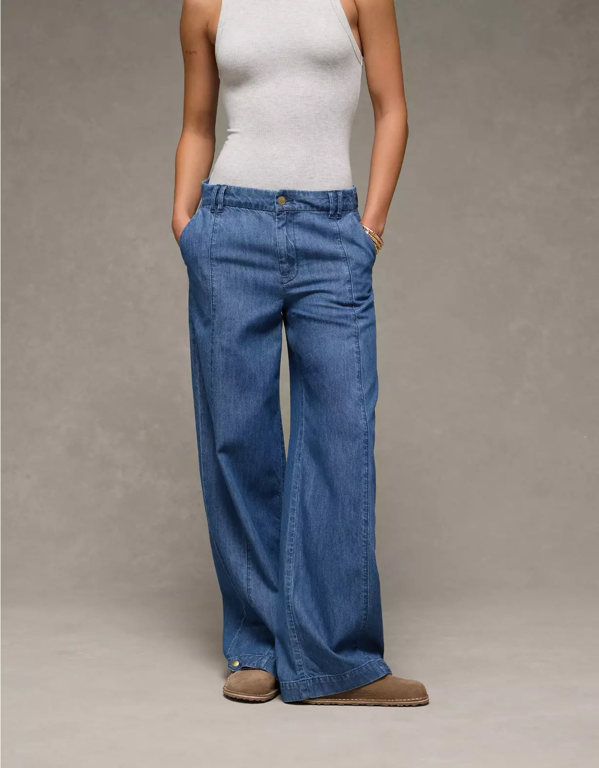 AE Baggy Wide-Leg Trouser