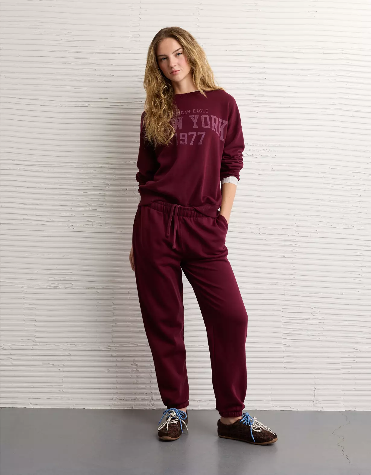AE High-Waisted Sweatpant