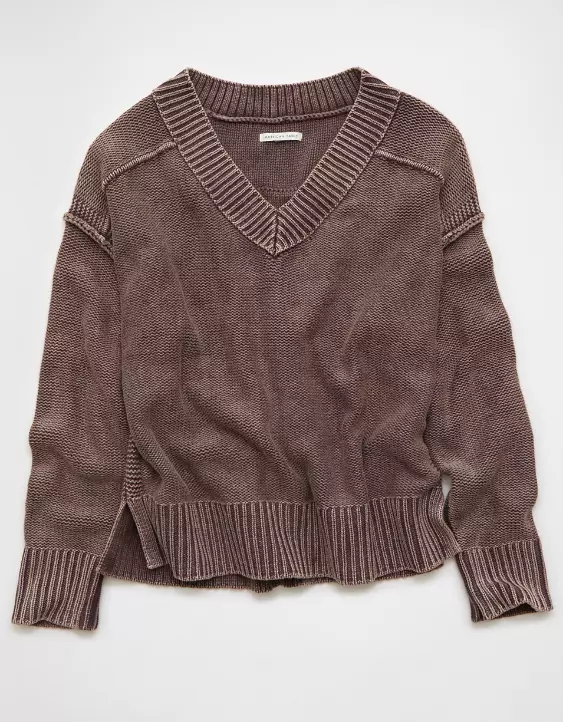 AE Long Weekend V-Neck Sweater - Image 3