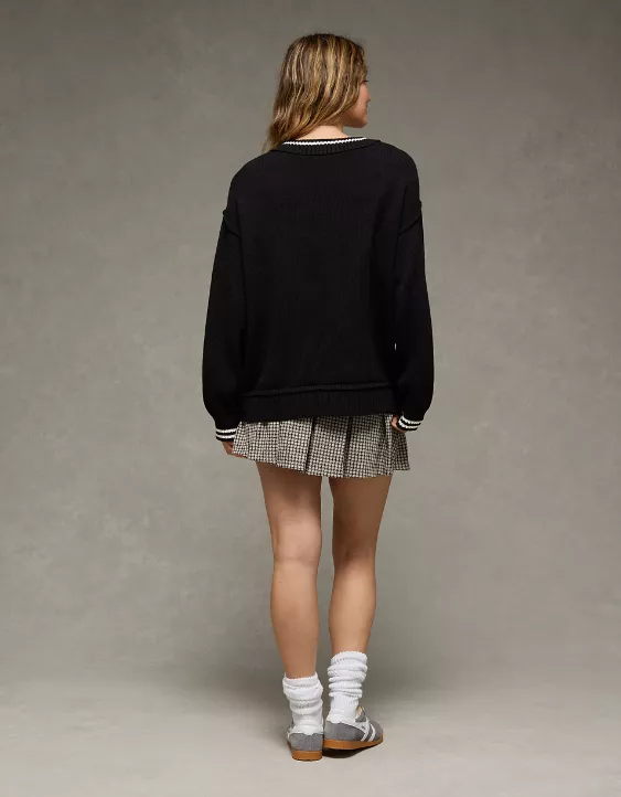 AE Oversized V-Neck Halloween Graphic Sweater - Image 2