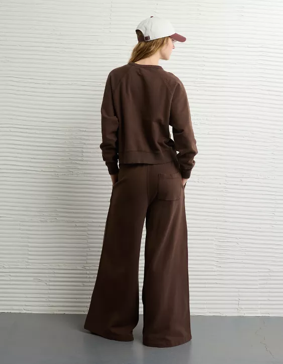 AE Cropped Raglan Sweatshirt - Image 2